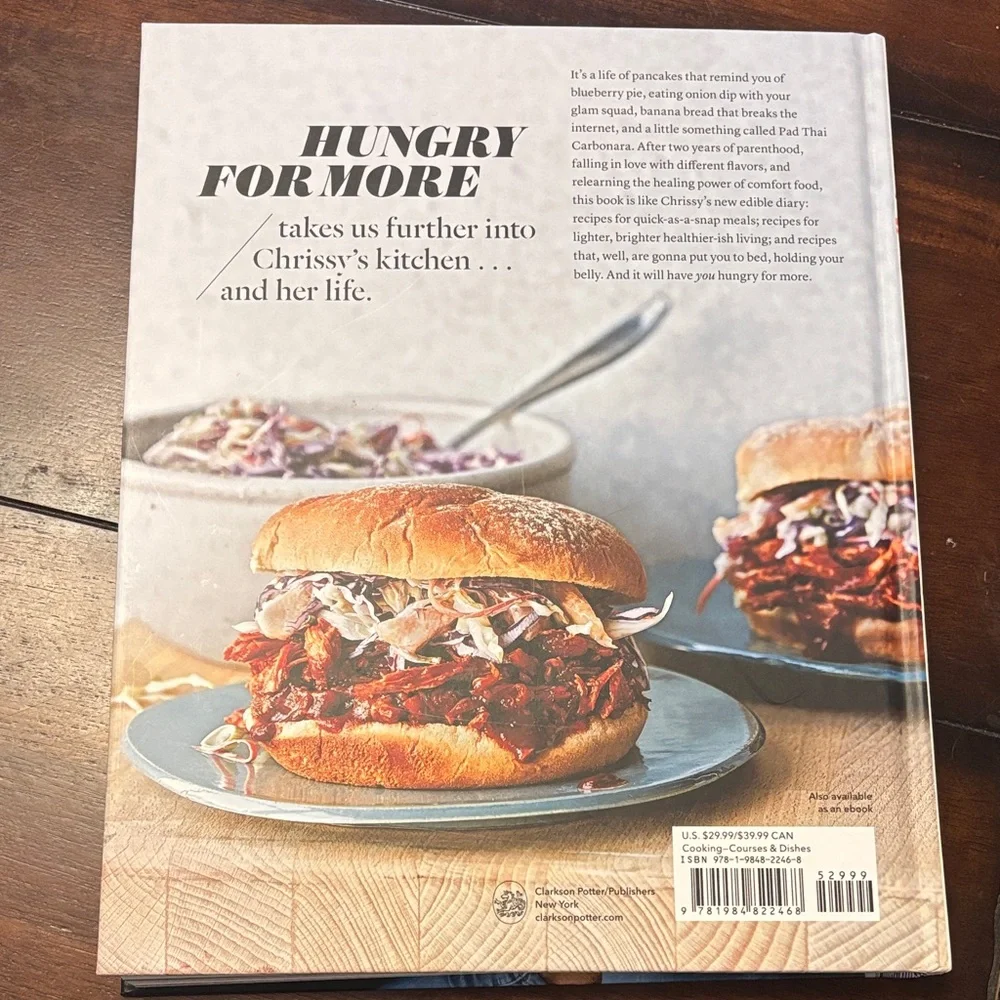 Cravings: Hungry for More by Chrissy Teigen